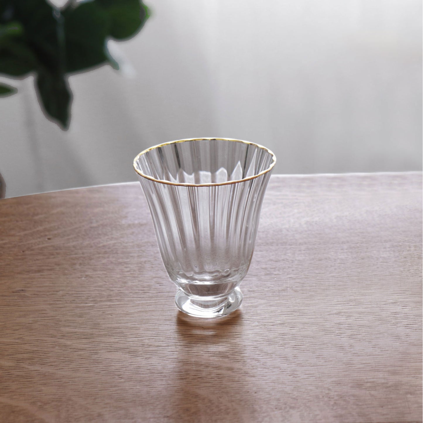 Audrey Stemless Glass w/Gold Rim, S/4