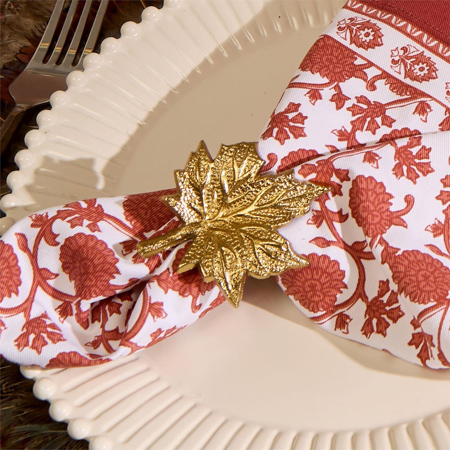 Golden Leaf Napkin Ring Set
