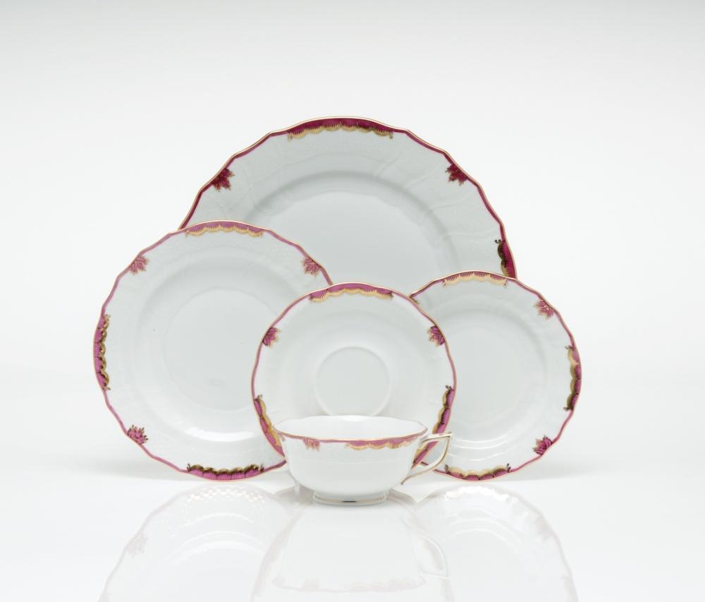 Princess Victoria Dinner Plate