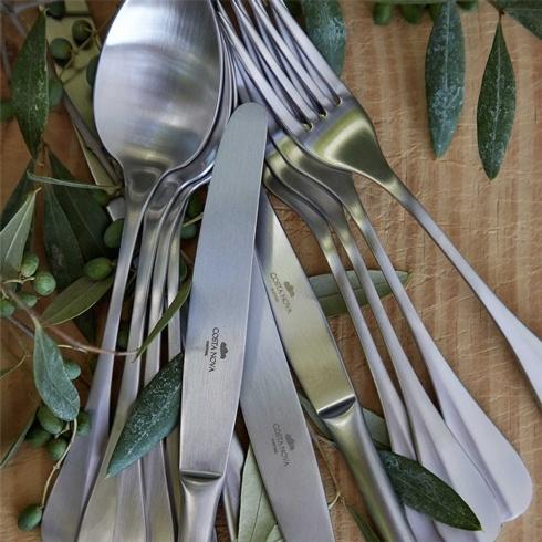 Nau Flatware 5 Pieces, Brushed