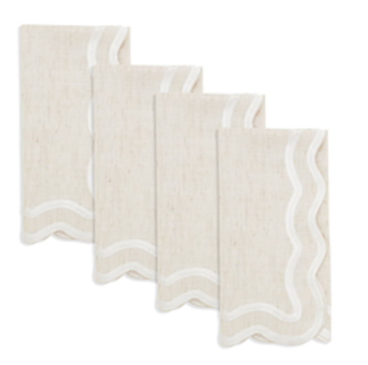 Scalloped Border Dinner Napkins