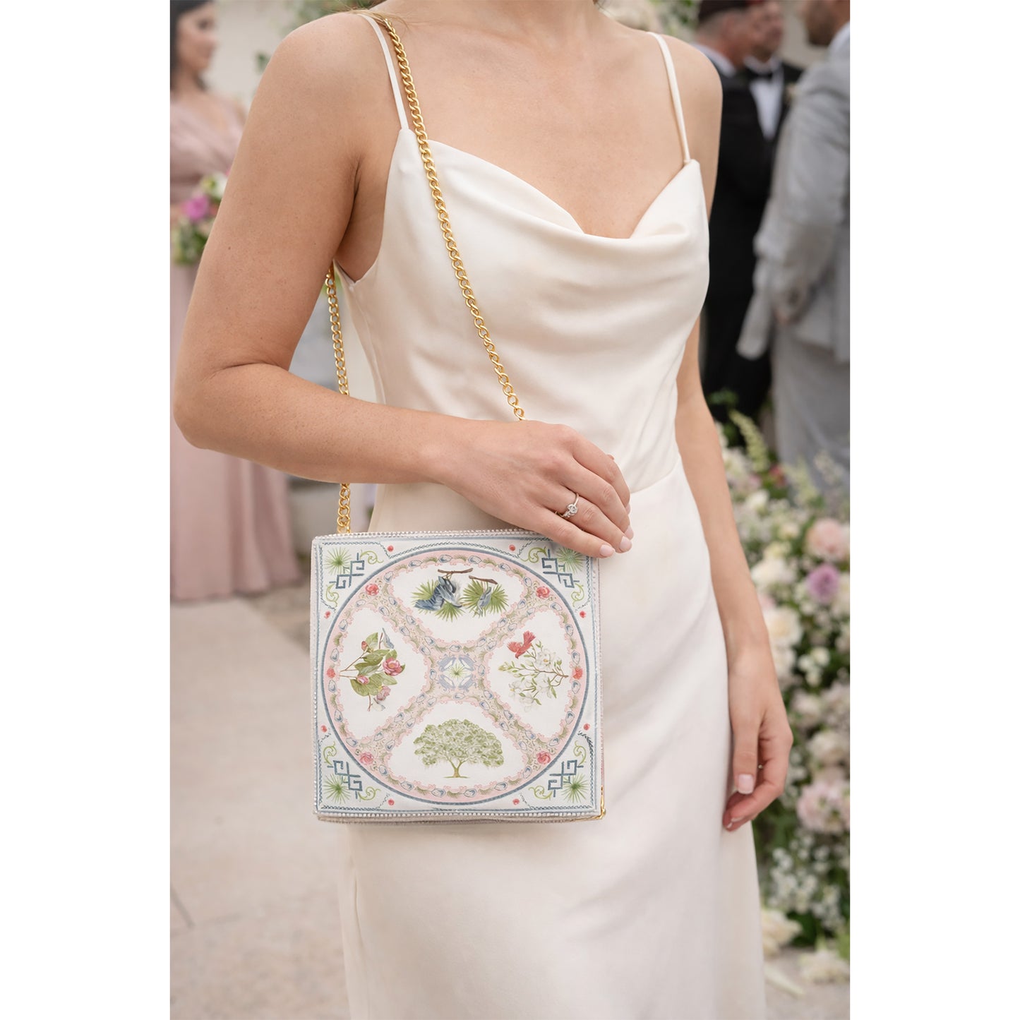 Lowcountry Medallion Crossbody Pouch