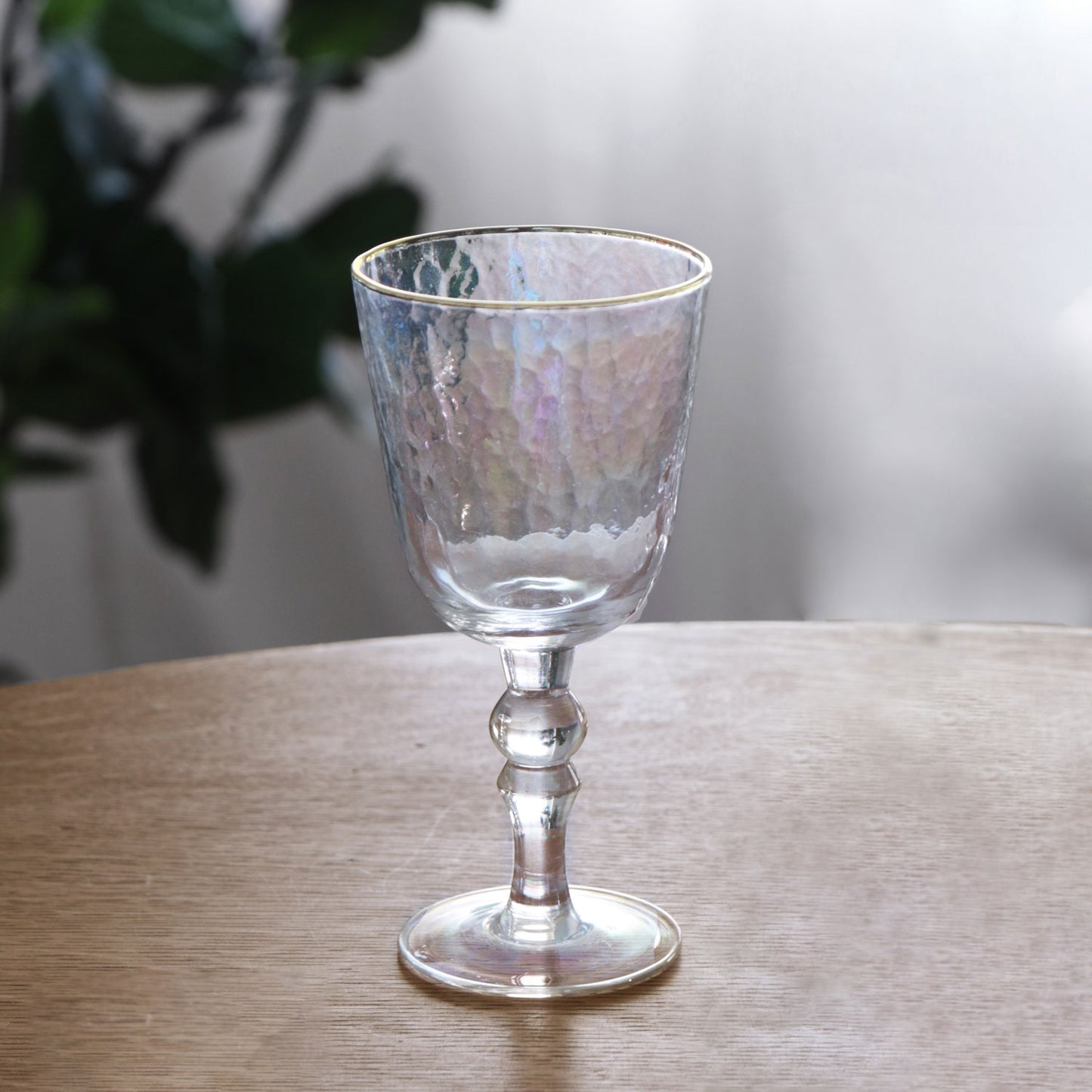 Mother of Pearl Glass w/Gold Rim, S/4