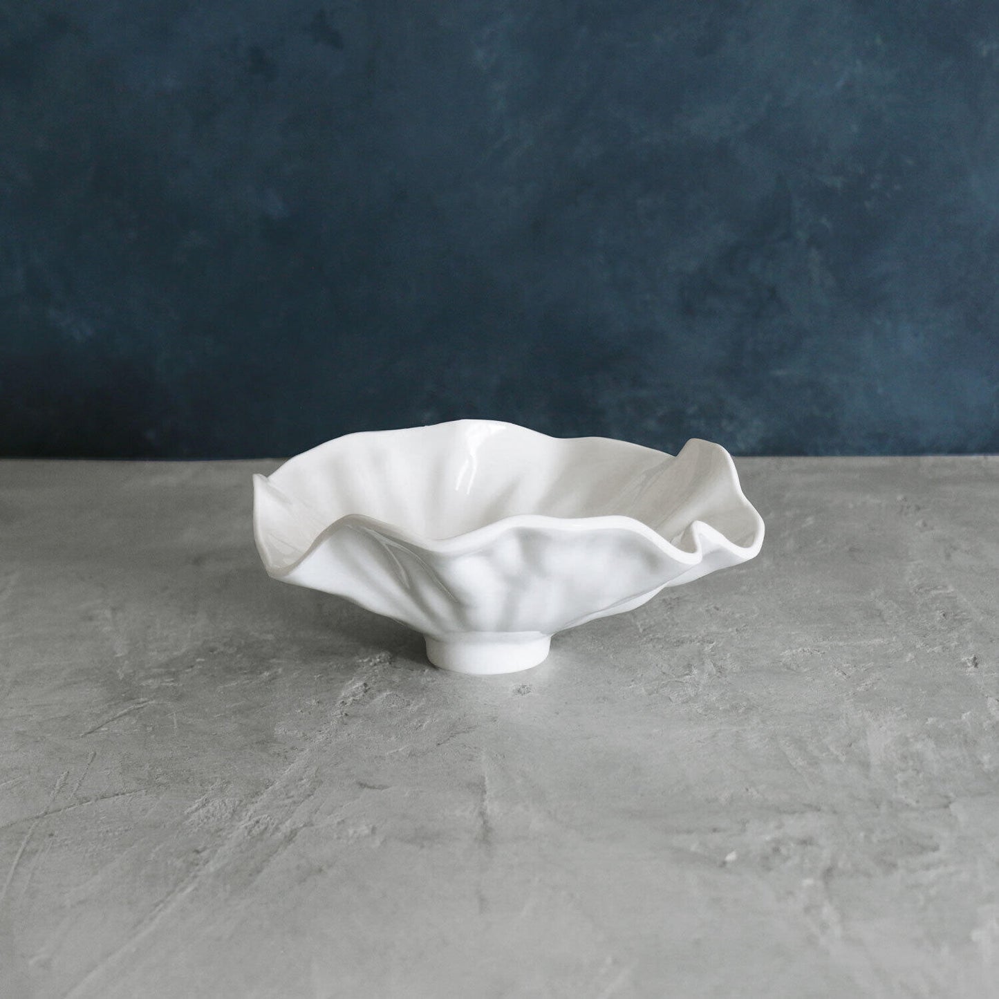 Vida Bloom Small Bowl (White)