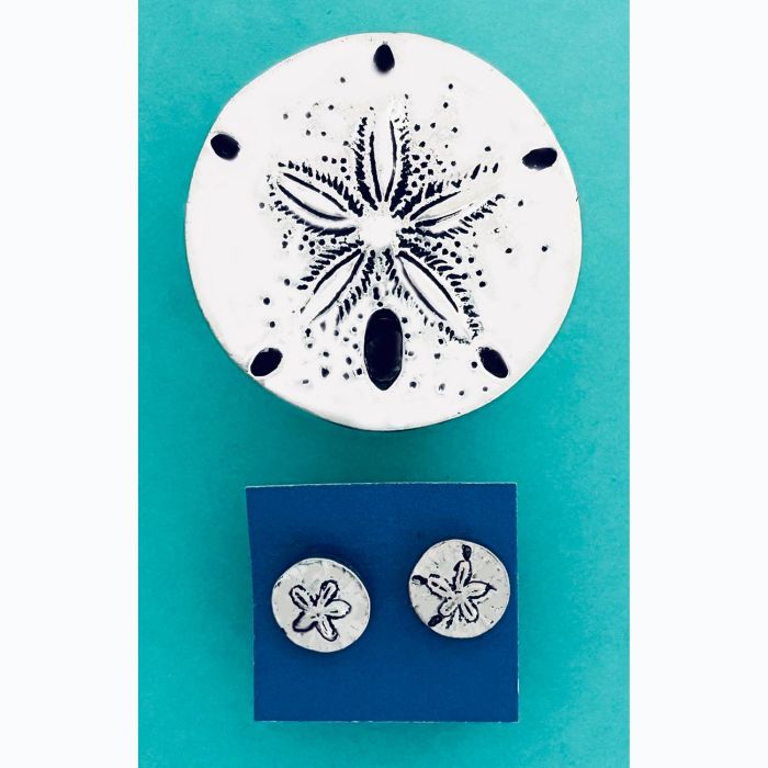 Tiny Box w/Stud earrings
