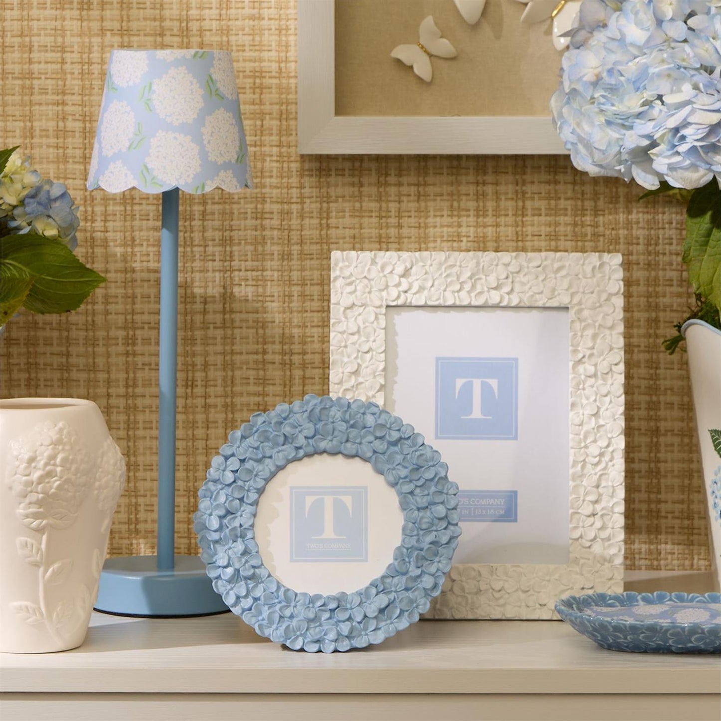 Hydrangea Round Frame
