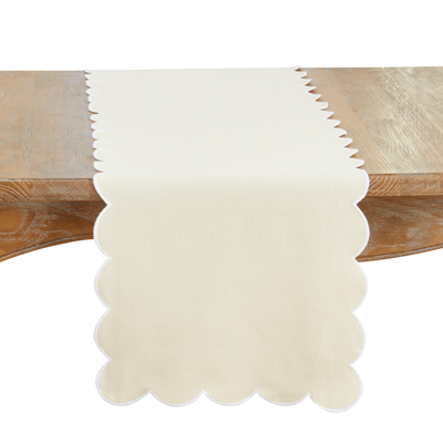 Scallop Border Table Linens