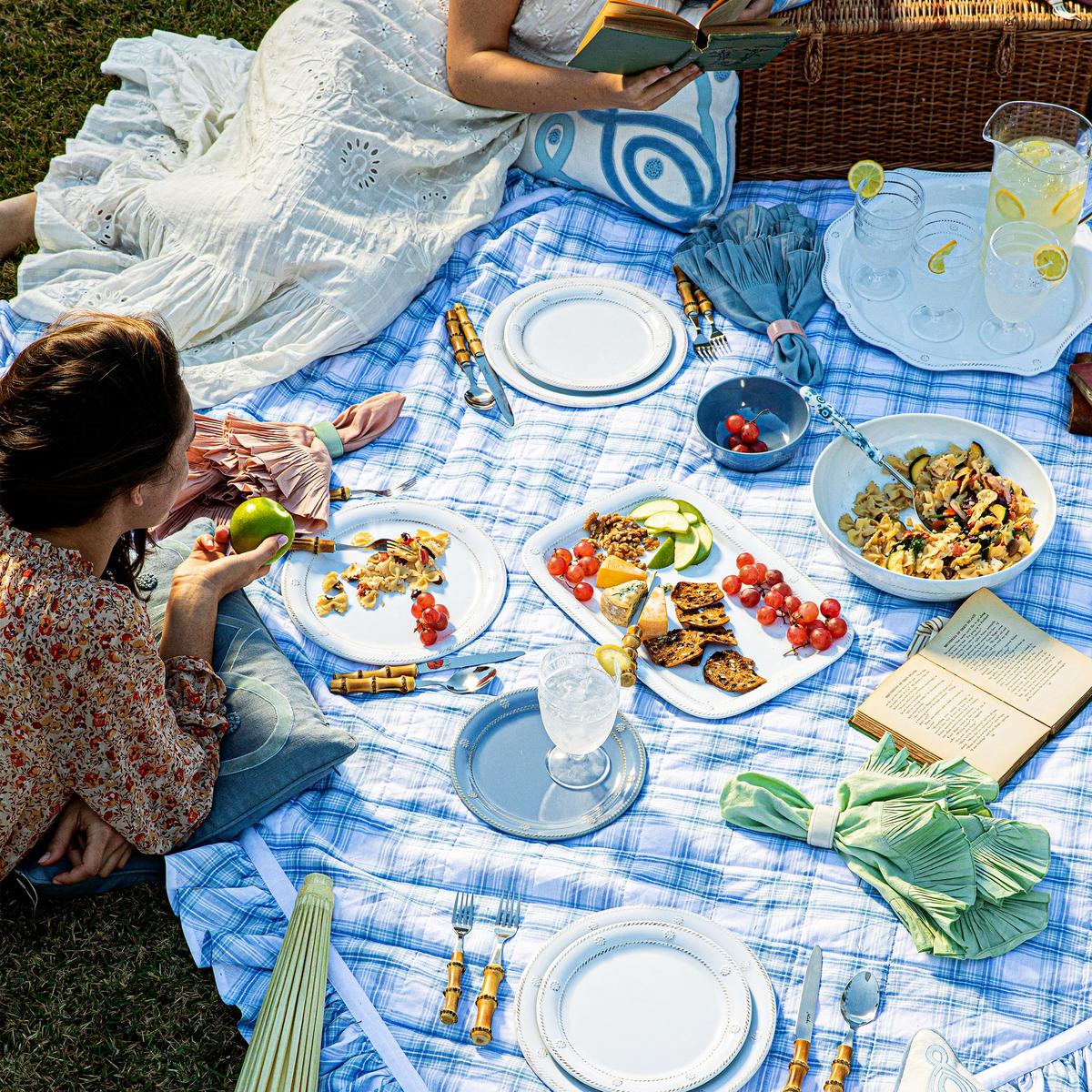 Mademoiselle Napkins