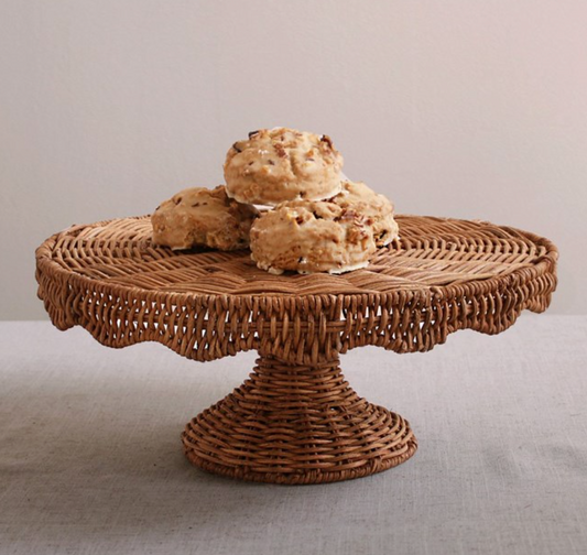 Rattan Scalloped Pedestal