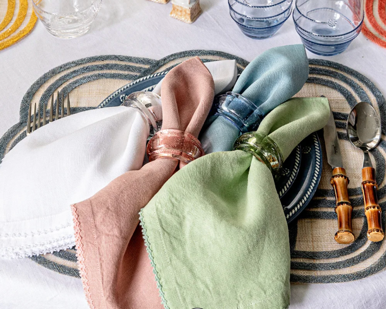Berry Scallop Napkin Set